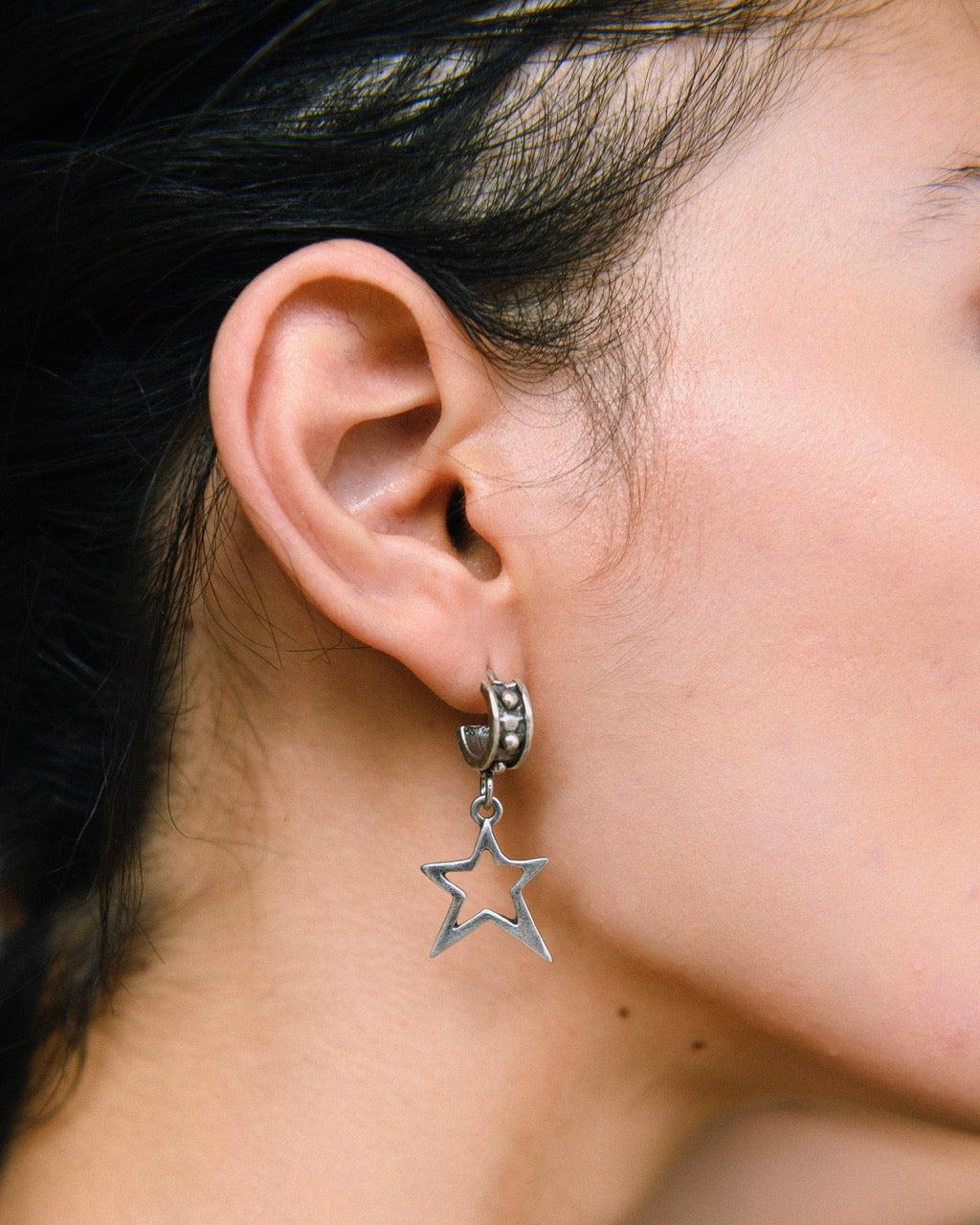 Deville Pack Earrings - Image 4